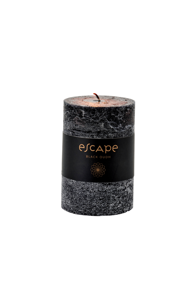 ESCAPE BLACK OUDH Bougie parfumée noir H 10 cm - Ø 6,5 cm